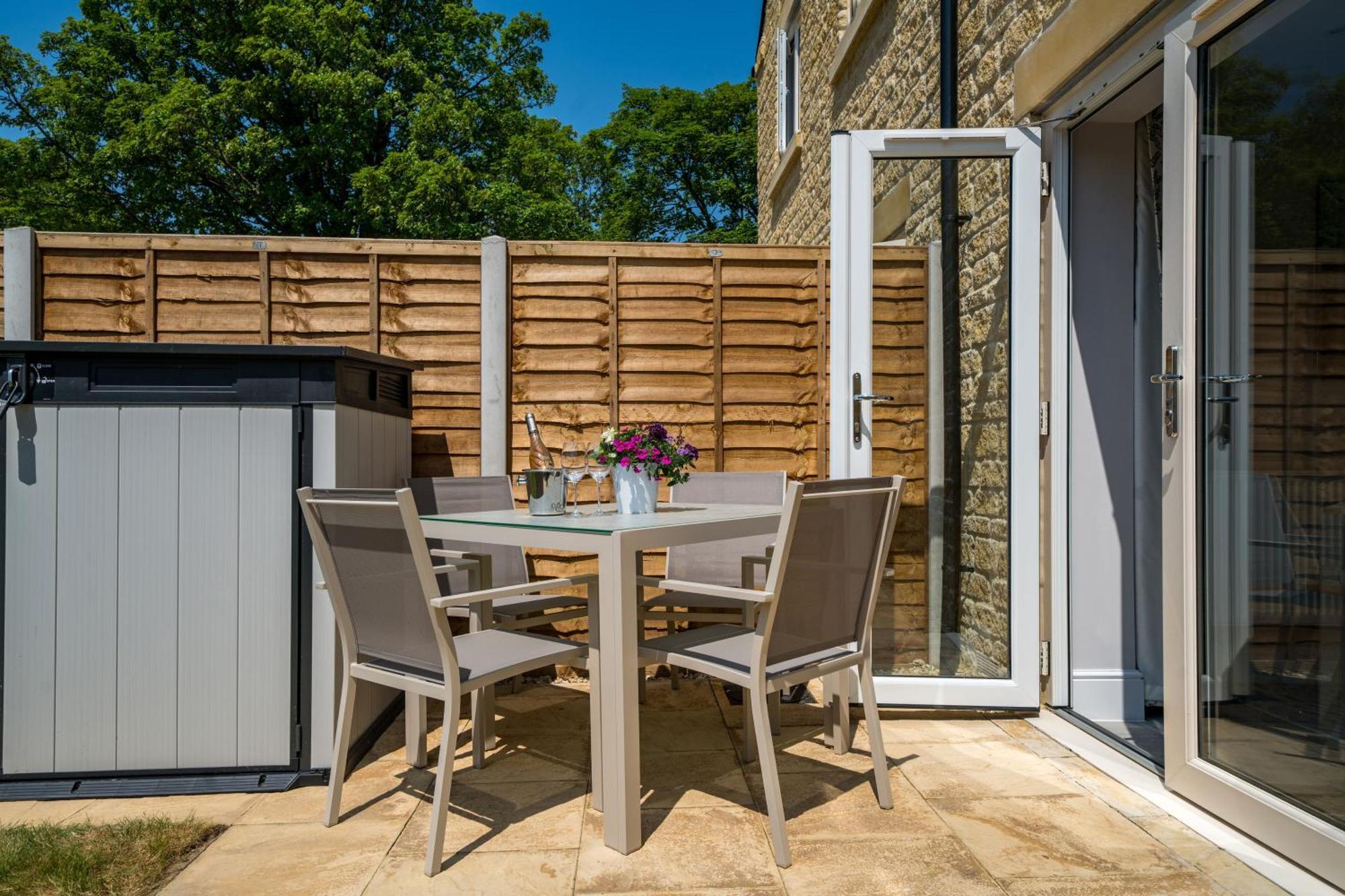 Fleming Cottage - Contemporary Cotswold Home Upper Rissington Exteriér fotografie
